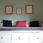 Peaceful Top Floor Apt W Balconies - Cambridge Right - Ac
