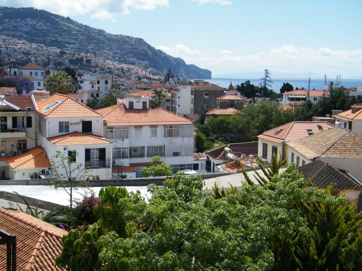 Peaceful Floor W Balconies - Cambridge Right - Ac Apartamento Funchal (Madeira)