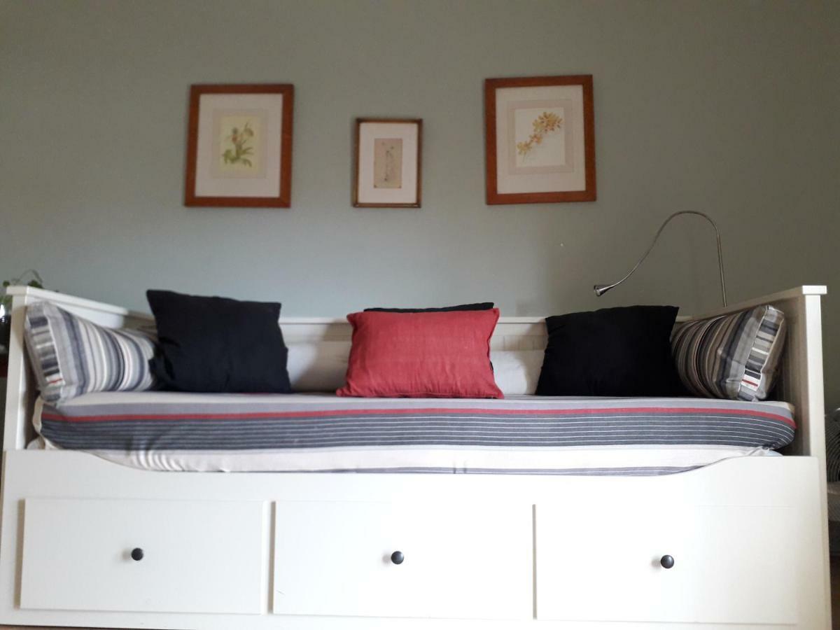 Peaceful Floor W Balconies - Cambridge Right - Ac Apartamento